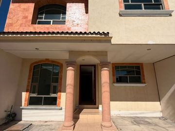 CASA EN RENTA EN ARBOLEDAS DE SAN JAVIER, TERCERA SECCIÓN – PACHUCA, HIDALGO