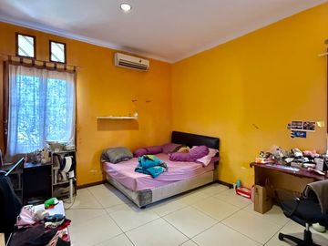 Jual Rumah Mewah Siap Huni di Kemang, Jakarta Selatan - Private Pool