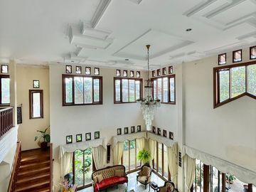 Jual Rumah Mewah Siap Huni di Kemang, Jakarta Selatan - Private Pool