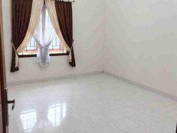 Rumah Siap Huni Dalam Perumahan Di Maguwoharjo Dekat Jogjabay, SD Model, Kampus SADHAR