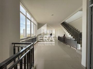 Dijual Rukan Hoek 3,5 Lantai, Lokasi Strategis, di PIK 2