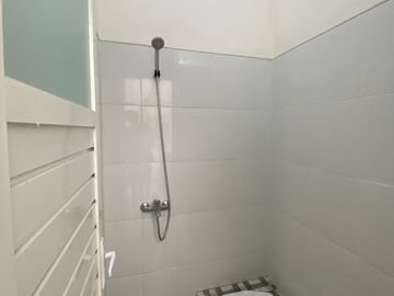 Dijual Rumah 2 Lantai Selangkah ke Exit Tol di Karangploso Malang