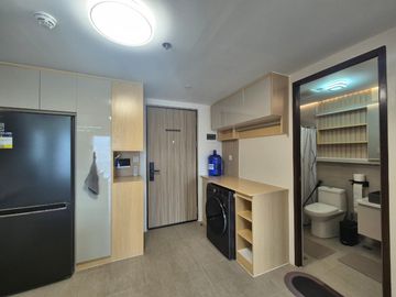 Fully Furnished 1 Bedroom Unit at BE Residences with WIFI and TV