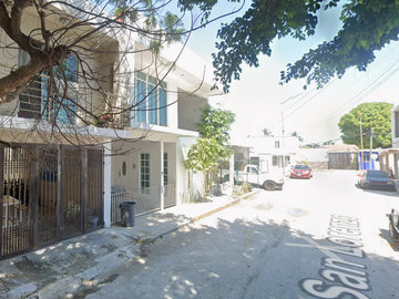 HERMOSA PROPIEDAD EN VENTA -RECUPERACION BANCARIA- EN CIUDAD DEL CARMEN ,CAMPECHE $728,000 MXN.