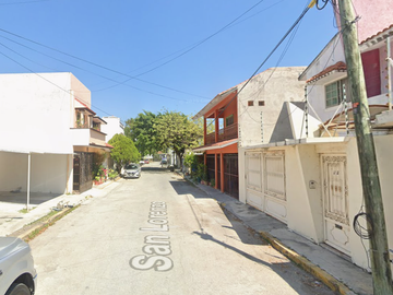 HERMOSA PROPIEDAD EN VENTA -RECUPERACION BANCARIA- EN CIUDAD DEL CARMEN ,CAMPECHE $728,000 MXN.