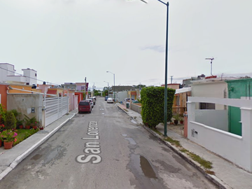 HERMOSA PROPIEDAD EN VENTA -RECUPERACION BANCARIA- EN CIUDAD DEL CARMEN ,CAMPECHE $728,000 MXN.