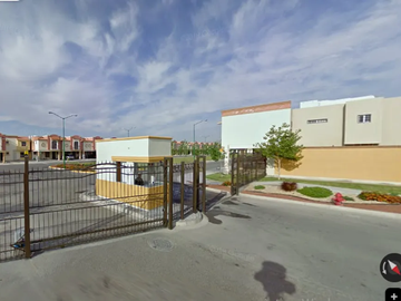 Casa Ubicada en Colonia Parcela Ejido Jesús Carranza Chihuahua. Con 3 recamaras y 169m2.