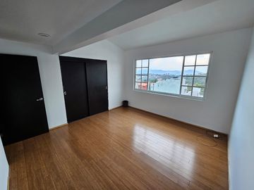 VENTA CASA EN LOMAS VERDES SEXTA NAUCALPAN EM