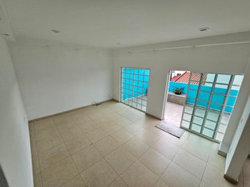 VENTA CASA EN LOMAS VERDES SEXTA NAUCALPAN EM