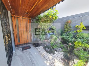 Venta de Casa Residencial en el Fracc. El Mirador