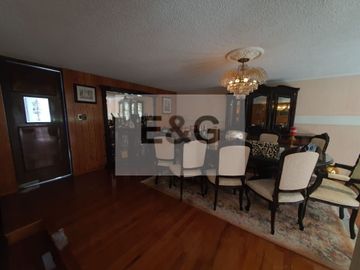 Venta de Casa Residencial en el Fracc. El Mirador