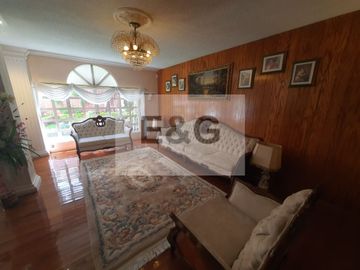 Venta de Casa Residencial en el Fracc. El Mirador