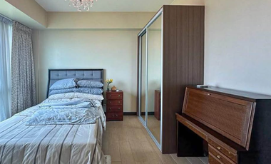 Semi Furnished 2BR Unit For Rent in 8 Forbestown Road, BGC