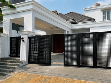 BRAND NEW AMERICAN CLASSİC HOUSE LEBAK BULUS JAKARTA SELATAN