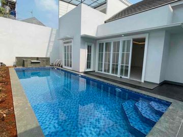 BRAND NEW AMERICAN CLASSİC HOUSE LEBAK BULUS JAKARTA SELATAN
