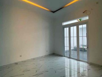 BRAND NEW AMERICAN CLASSİC HOUSE LEBAK BULUS JAKARTA SELATAN