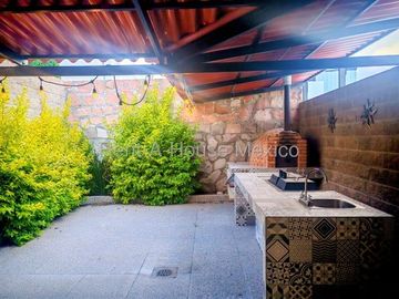 Casa con ároof garden, amenidades, 3 recámaras - RENTA, Zibatá
