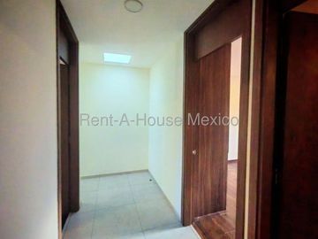 Casa con ároof garden, amenidades, 3 recámaras - RENTA, Zibatá
