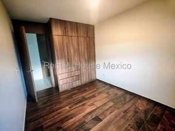 Casa con ároof garden, amenidades, 3 recámaras - RENTA, Zibatá