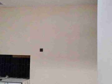 Dijual rumah baru di Wiguna surabaya dg 3 kt.. murah..