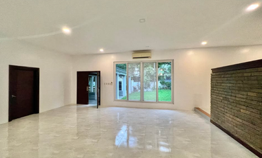 Semi Furnished Bungalow House and Lot For Lease in Urdaneta Village