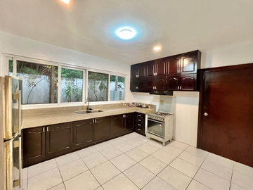 Semi Furnished Bungalow House and Lot For Lease in Urdaneta Village