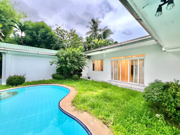 Semi Furnished Bungalow House and Lot For Lease in Urdaneta Village