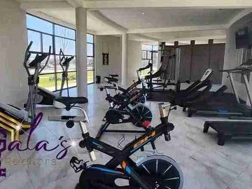 4 HABITACIONES,  TODAS CON BAÑO, ROOF GARDEN!!