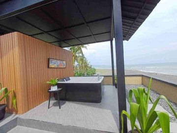 Brand New Villa Direct Accsess to Gianyar Beach