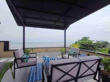 Brand New Villa Direct Accsess to Gianyar Beach