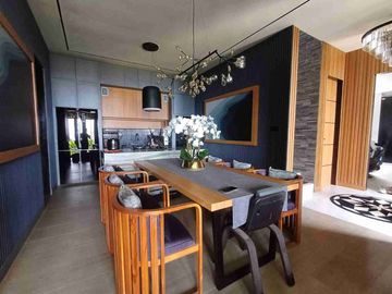 Brand New Villa Direct Accsess to Gianyar Beach