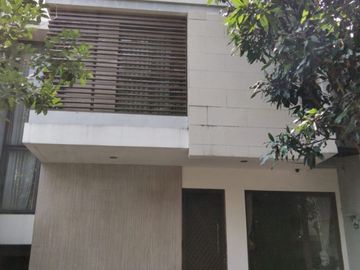 Rumah Minimalis 2 Lantai Siap Huni di The Eminent BSD Dekat Mall