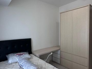 Disewakan Apartment kensington Suites, Tower Clifford di Kelapa Gading