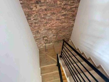 CASA TIPO TOWNHOUSE CON ROOF!