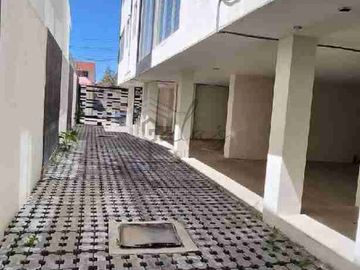 CASA TIPO TOWNHOUSE CON ROOF!