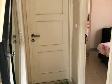 Rumah Sewa Flourite Gading Serpong, Hook 160m2 2+1 Kamar Disewakan Dekat ke BSD Alam Sutera PHG Golf Les Belles