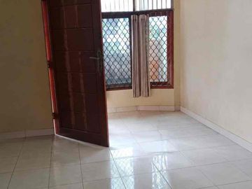 Disewakan Rumah di taman galaxi Indah Bekasi