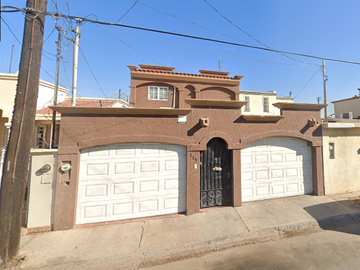 VENTA DE CASA EN SANTA MONICA, MEXICALI BAJA CALIFORNIA, MÉXICO.
