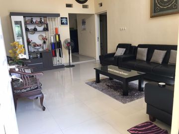 Rumah Full Renovasi Cluster Valencia Puri Surya Jaya Gedangan