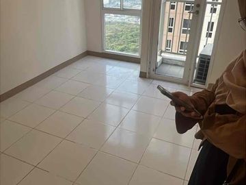 Disewakan Apartemen Tokyo Riverside Pik2 studio kosong ac 12jt/thn