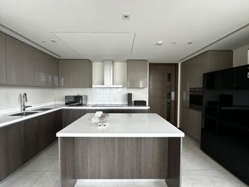 FOR LEASE | Park Central Towers – South Tower | 3BR Luxury Residence in Makati