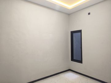 GANG TERDEPAN, BARU GRESS RUMAH GUNUNG ANYAR EMAS RUNGKUT SURABAYA TIMUR. DEKAT MEDOKAN AYU, WONOREJOMERR, TOL, UPN, Dsb (INDEN)