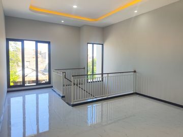 GANG TERDEPAN, BARU GRESS RUMAH GUNUNG ANYAR EMAS RUNGKUT SURABAYA TIMUR. DEKAT MEDOKAN AYU, WONOREJOMERR, TOL, UPN, Dsb (INDEN)