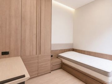 Rumah 2 Lantai Baru Modern Minimalis Lokasi Strategis Hunian Nyaman dan Asri di Cengkareng Barat Jakarta Barat