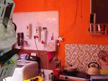 Rumah Siap Huni, Semi furnished, bebas banjr di Cluster Kiana Bintara, bintara jaya, bekasi barat