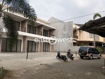 Jual Ruko Brand New Villa Melati Mas Tangerang Selatan Bagus Siap Pakai Sangat Strategis