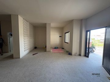 Rumah Furnished 3 Kamar Tidur Dijual di Gunung Salak, Kerobokan