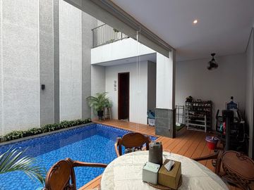 DIJUAL RUMAH TROPICAL MODERN 3 LANTAI CILANDAK 500 m² (ERFI - 08197740----)