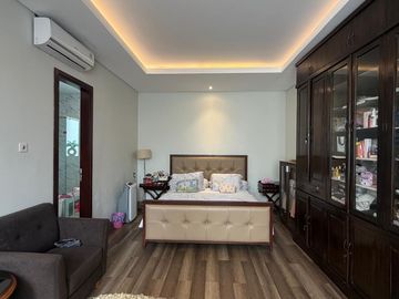 DIJUAL RUMAH TROPICAL MODERN 3 LANTAI CILANDAK 500 m² (ERFI - 08197740----)