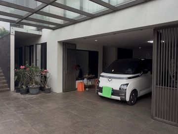 DIJUAL RUMAH TROPICAL MODERN 3 LANTAI CILANDAK 500 m² (ERFI - 08197740----)